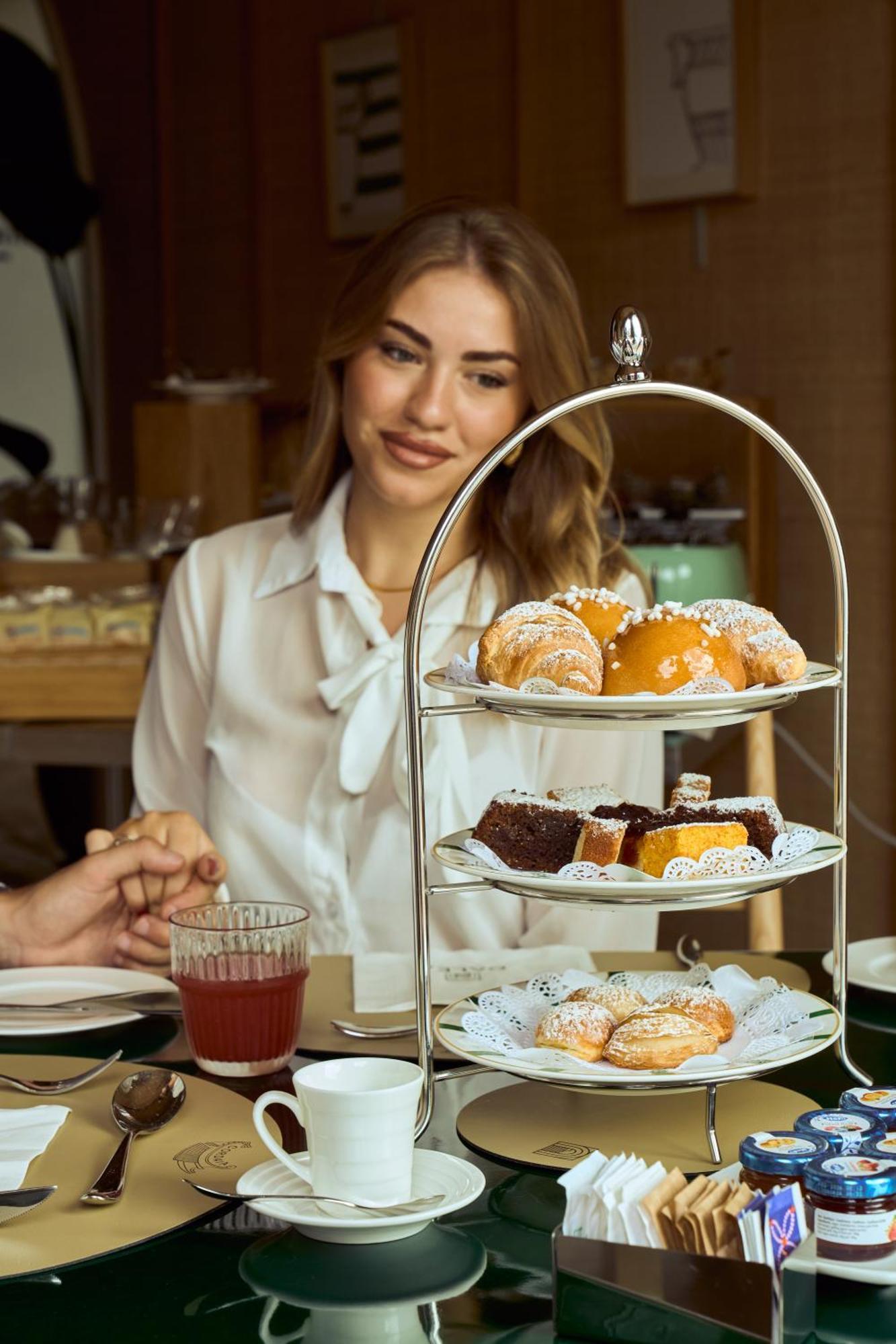 Calea Boutique Hotel Баколи Екстериор снимка
